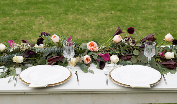 Garland ideas for decorating your wedding